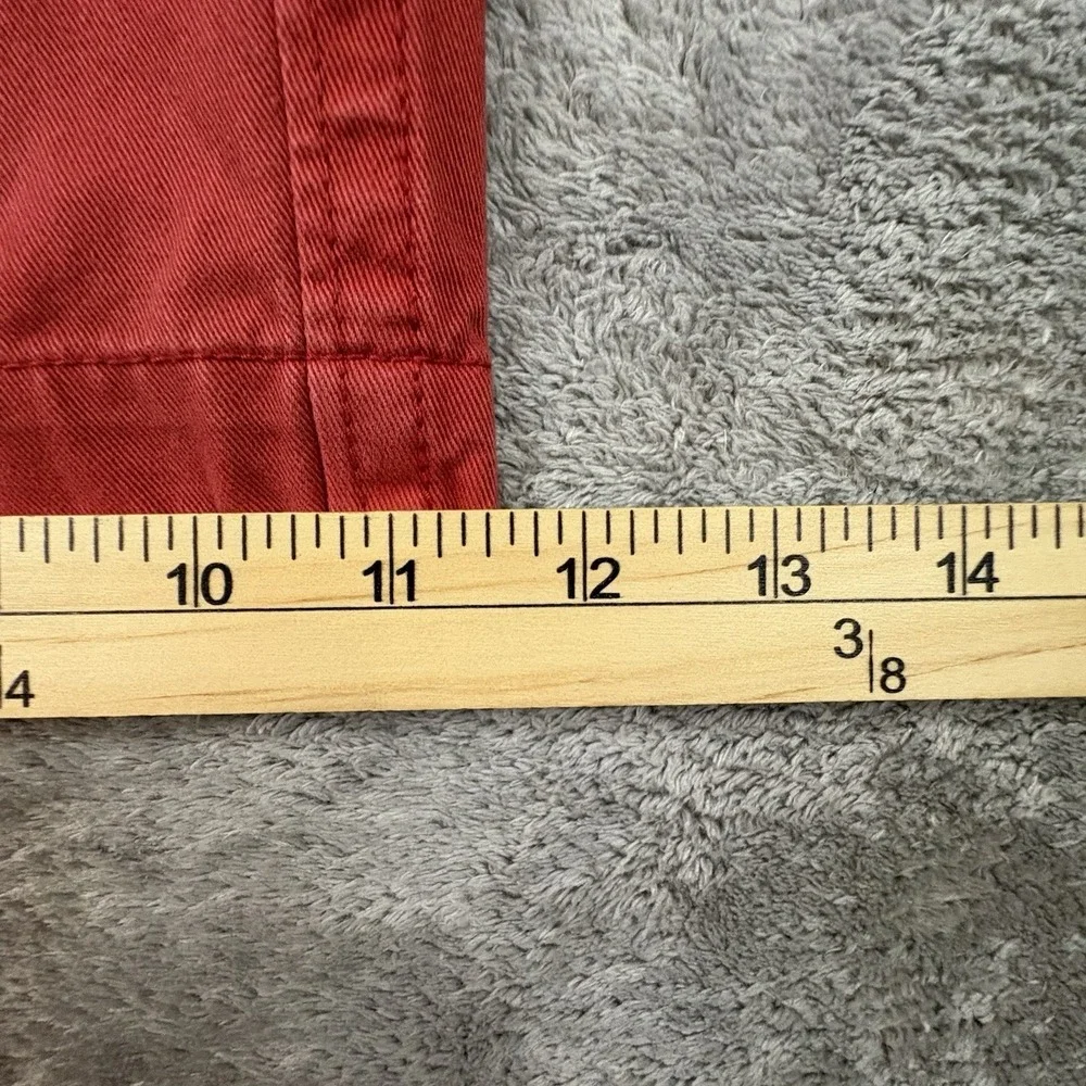 Old Navy Men's 38 Red Coral Broken In Khaki Shorts Classic Length Flat Front
